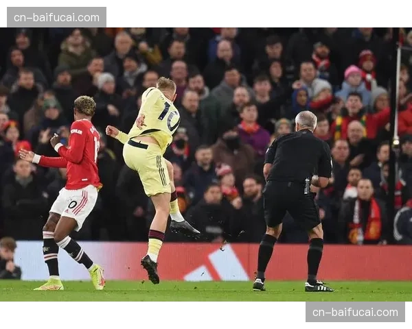 英雄与罪人:科曼错失单刀后,于第85分钟将功补过打入绝平球 英雄与罪人:科曼错失单刀后,于第85分钟将功补过打入绝平球