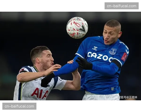 数据聚焦：三月法甲中场球员跑动距离榜，布雷斯特球员包揽前二